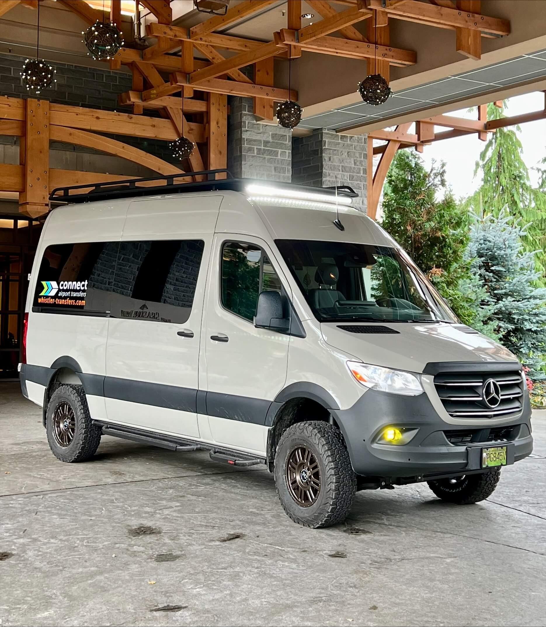 connect airport transfers van